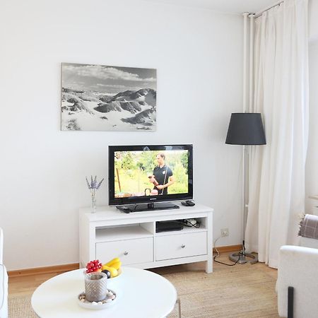 Modernes 2-Zimmer-Appartement Mit Balkon. เวสเทอร์แลนด์ ภายนอก รูปภาพ