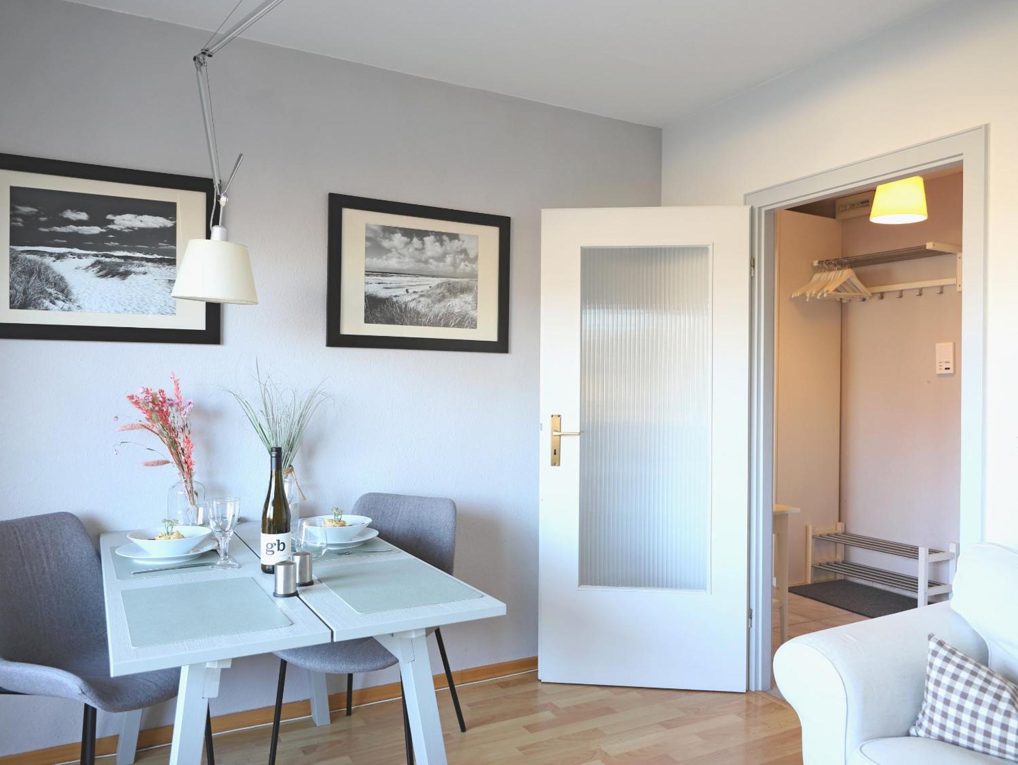 Modernes 2-Zimmer-Appartement Mit Balkon. เวสเทอร์แลนด์ ภายนอก รูปภาพ